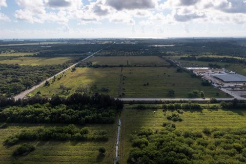 Land in Fort Pierce, Florida № 72990 - photo 11