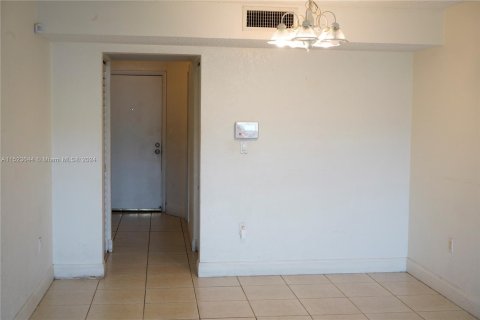 Condominio en venta en Sunrise, Florida, 2 dormitorios, 87.7 m2 № 980317 - foto 10