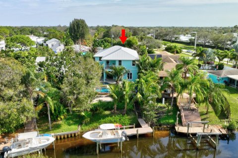 Villa ou maison à vendre à Palm City, Floride: 4 chambres, 306.21 m2 № 830371 - photo 23