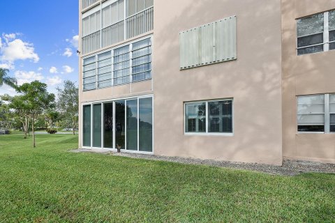 Copropriété à vendre à Pembroke Pines, Floride: 2 chambres, 140 m2 № 1224266 - photo 21