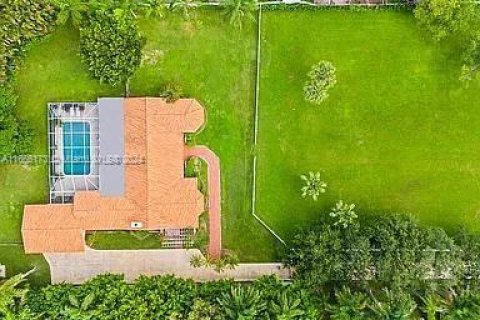 Villa ou maison à vendre à Plantation, Floride: 3 chambres, 259.01 m2 № 1380145 - photo 2