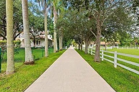 Casa en venta en Plantation, Florida, 3 dormitorios, 259.01 m2 № 1380145 - foto 10