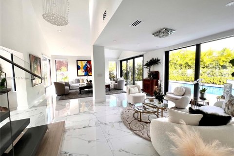 Villa ou maison à vendre à Doral, Floride: 4 chambres, 286.98 m2 № 976156 - photo 3
