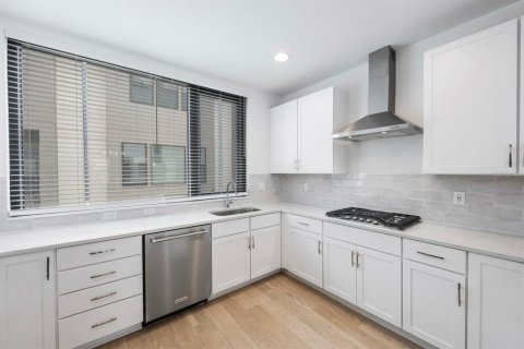 Adosado en venta en Tampa, Florida, 3 dormitorios, 172.33 m2 № 1287429 - foto 14