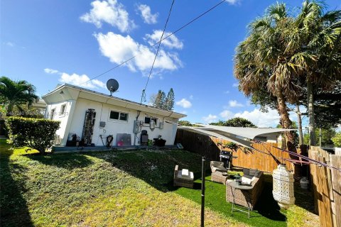 Casa en venta en Hollywood, Florida, 2 dormitorios, 116.5 m2 № 841678 - foto 12