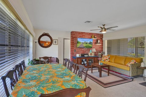 Villa ou maison à vendre à Oakland Park, Floride: 2 chambres, 90.12 m2 № 841675 - photo 20