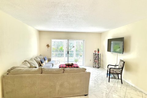 Condominio en venta en Boca Raton, Florida, 2 dormitorios, 93.65 m2 № 966008 - foto 19