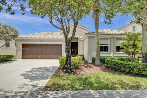 Villa ou maison à vendre à Miramar, Floride: 4 chambres, 172.71 m2 № 1185815 - photo 28