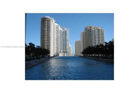 Condominio en venta en Miami, Florida, 2 dormitorios, 119.47 m2 № 23077 - foto 11