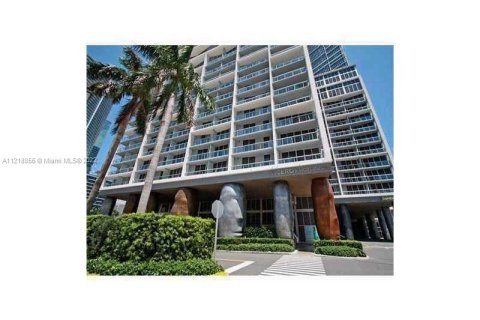 Condominio en venta en Miami, Florida, 2 dormitorios, 119.47 m2 № 23077 - foto 14