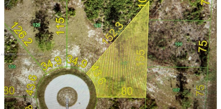 Земельный участок в Порт-Шарлотт, Флорида № 1321683