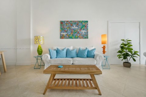 Condominio en venta en Miami Beach, Florida, 1 dormitorio, 84.54 m2 № 1295059 - foto 7