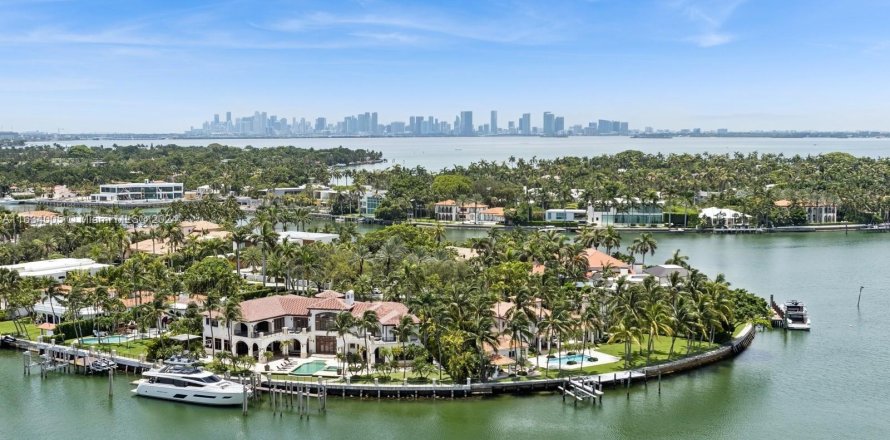 Condo in Miami Beach, Florida, 1 bedroom  № 1295059