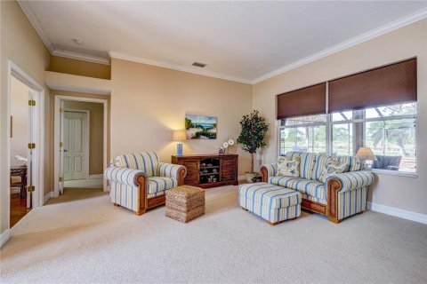 House in North Port, Florida 4 bedrooms, 343.37 sq.m. № 790559 - photo 6