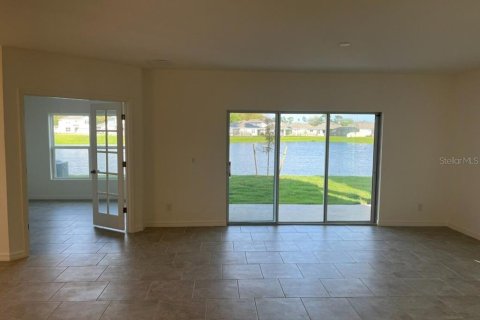 Casa en venta en Kissimmee, Florida, 4 dormitorios, 269.7 m2 № 878869 - foto 5