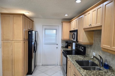 Condominio en venta en Pompano Beach, Florida, 3 dormitorios, 129.13 m2 № 1009354 - foto 21