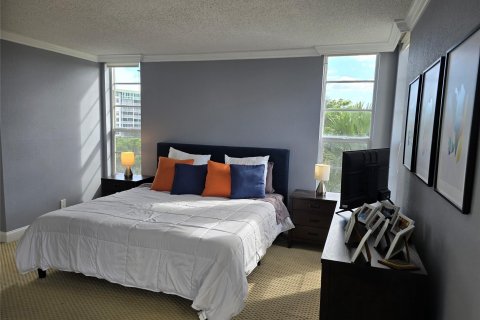 Condominio en venta en Pompano Beach, Florida, 3 dormitorios, 129.13 m2 № 1009354 - foto 19