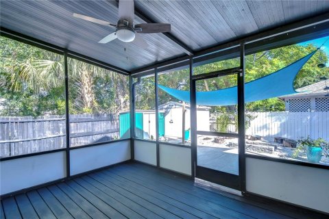 Casa en venta en Tampa, Florida, 4 dormitorios, 181.81 m2 № 1379261 - foto 28