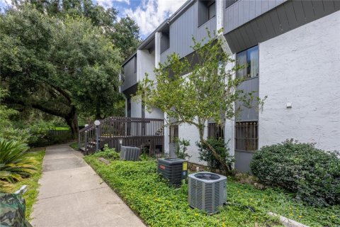 Condominio en venta en Gainesville, Florida, 1 dormitorio, 74.97 m2 № 1379260 - foto 4