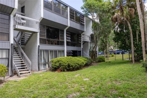 Condo in Gainesville, Florida, 1 bedroom  № 1379260 - photo 22