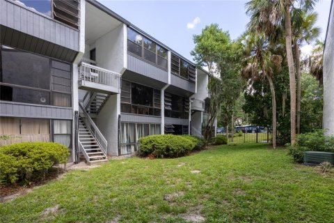 Condo in Gainesville, Florida, 1 bedroom  № 1379260 - photo 21