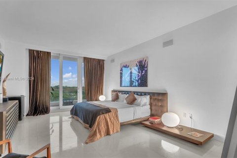 Condo in Coral Gables, Florida, 3 bedrooms  № 1306101 - photo 8