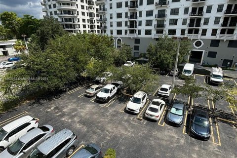 Apartamento en alquiler en Miami, Florida, 1 dormitorio, 60.39 m2 № 1375571 - foto 14