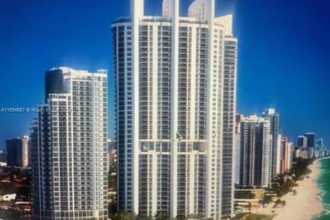 Hotel en venta en Sunny Isles Beach, Florida, 1 dormitorio № 1351700 - foto 3