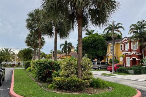 Touwnhouse à louer à Homestead, Floride: 3 chambres, 147.44 m2 № 1351742 - photo 19