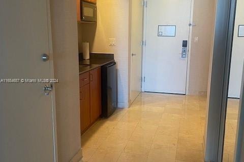 Condo in Sunny Isles Beach, Florida, 1 bedroom  № 1351697 - photo 4