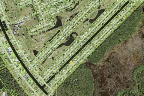 Land in Rotonda, Florida № 219076 - photo 1
