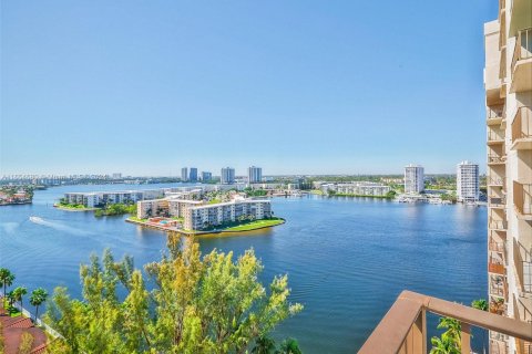 Copropriété à vendre à Aventura, Floride: 1 chambre, 85.28 m2 № 1351818 - photo 4