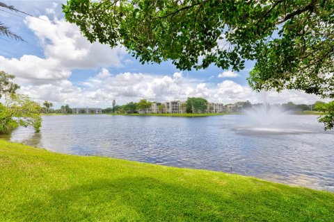Condominio en venta en Davie, Florida, 3 dormitorios, 117.06 m2 № 1134792 - foto 28