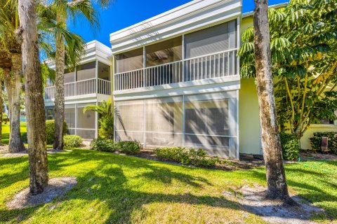 Copropriété à vendre à Stuart, Floride: 2 chambres, 127.28 m2 № 1160810 - photo 4