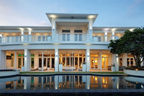 Villa ou maison à vendre à Golden Beach, Floride: 6 chambres, 815.96 m2 № 927214 - photo 19
