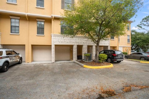 Condominio en venta en Orlando, Florida, 2 dormitorios, 126.44 m2 № 933262 - foto 3