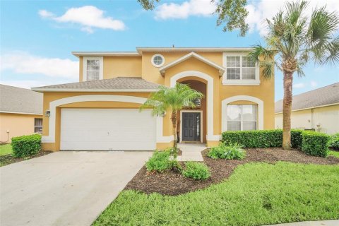 Villa ou maison à vendre à Kissimmee, Floride: 6 chambres, 269.51 m2 № 1343592 - photo 1