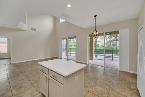 House in Kissimmee, Florida 6 bedrooms, 269.51 sq.m. № 1343592 - photo 14