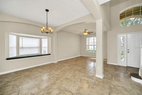 Villa ou maison à vendre à Kissimmee, Floride: 6 chambres, 269.51 m2 № 1343592 - photo 4