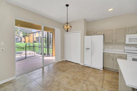 Villa ou maison à vendre à Kissimmee, Floride: 6 chambres, 269.51 m2 № 1343592 - photo 15