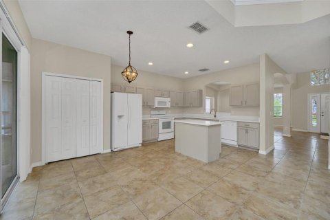 Villa ou maison à vendre à Kissimmee, Floride: 6 chambres, 269.51 m2 № 1343592 - photo 9