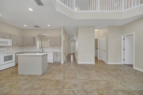 Villa ou maison à vendre à Kissimmee, Floride: 6 chambres, 269.51 m2 № 1343592 - photo 10