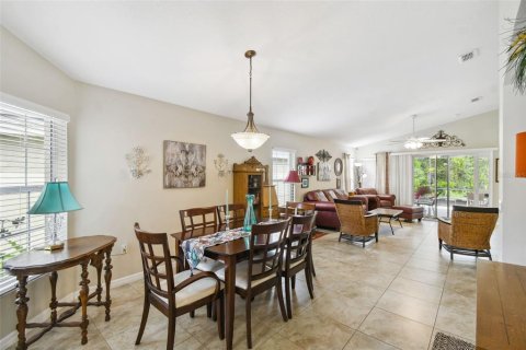 Villa ou maison à vendre à Kissimmee, Floride: 2 chambres, 143.35 m2 № 1354012 - photo 6