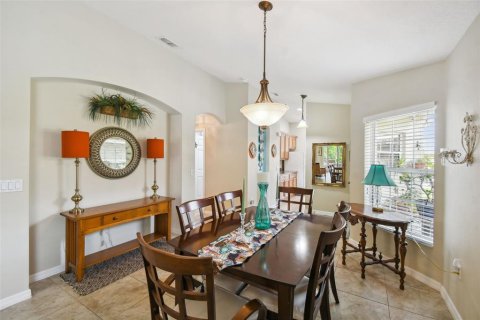 Villa ou maison à vendre à Kissimmee, Floride: 2 chambres, 143.35 m2 № 1354012 - photo 10