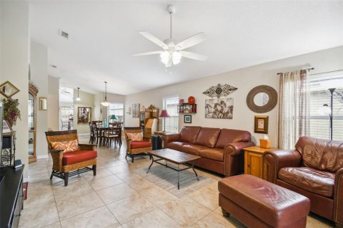 Villa ou maison à vendre à Kissimmee, Floride: 2 chambres, 143.35 m2 № 1354012 - photo 9