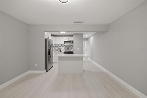 Copropriété à louer à Clearwater, Floride: 1 chambre, 46.45 m2 № 1341129 - photo 13