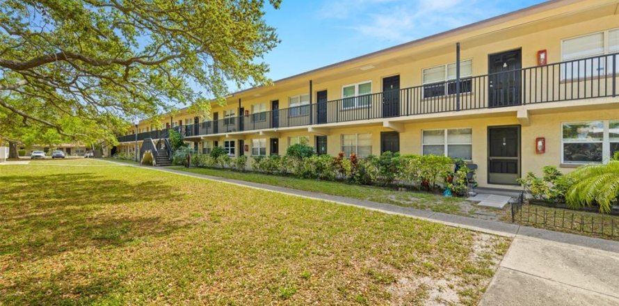 Condo in Clearwater, Florida, 1 bedroom  № 1341129