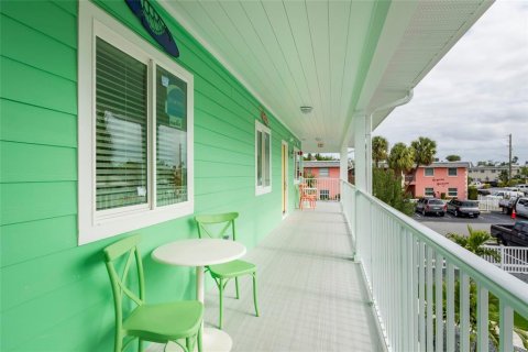 Hotel in Saint Pete Beach, Florida 648.09 sq.m. № 1341182 - photo 22