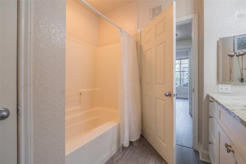 Condominio en venta en Orlando, Florida, 2 dormitorios, 104.14 m2 № 968914 - foto 17