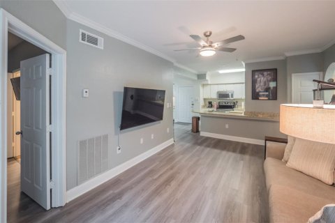 Condominio en venta en Orlando, Florida, 2 dormitorios, 104.14 m2 № 968914 - foto 3